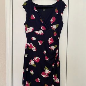 Ann Taylor size 10 sheath dress. Ruched side
